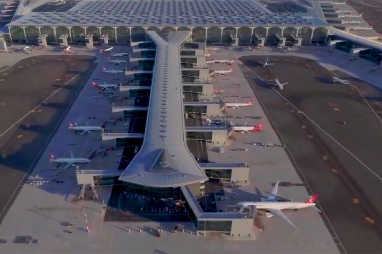 Аэропорт Стамбула обслужил более 40 млн. пассажиров