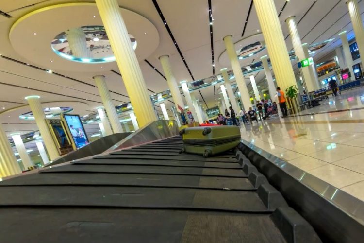 Lufthansa забыла сумку пассажира на асфальте. Предупреждение об ошибке не подействовало