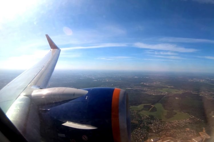 Авиакомпания Аэрофлот ограничивает доступ в бизнес-залы