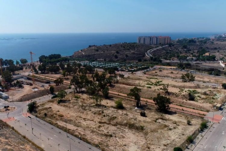 Испания поможет турфирмам, которые испытывают трудности из-за Томаса Кука