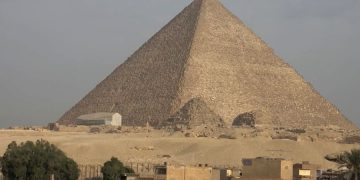 Туриста задержали при попытке подняться на Великую Пирамиду Гизы
