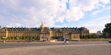 Французская столица получила титул самого красивого города в мире