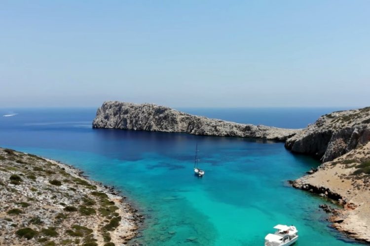 Греческий остров получил сертификат свободной от дыма территории