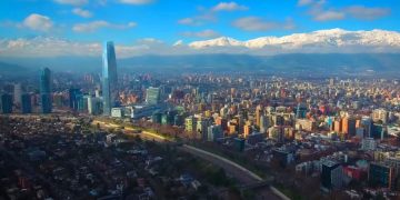 Аэропорт Сантьяго принимает рейсы согласно комендантскому часу