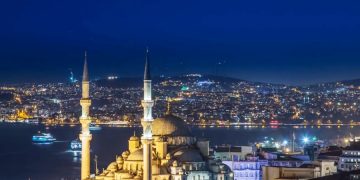 Клиентов Интуриста вынудили повторно оплатить отели в Турции
