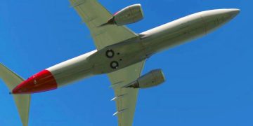 У Боинга возникли проблемы из-за разбитого в воздухе окна