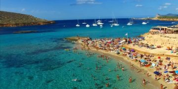 На Ибице от алкоголя и наркотиков умер спортсмен из Англии