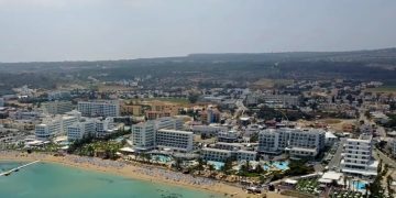 На Кипре массово обманывают туристов через Airbnb