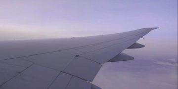 American Airlines и JetBlue запустили распродажу на Хэллоуин