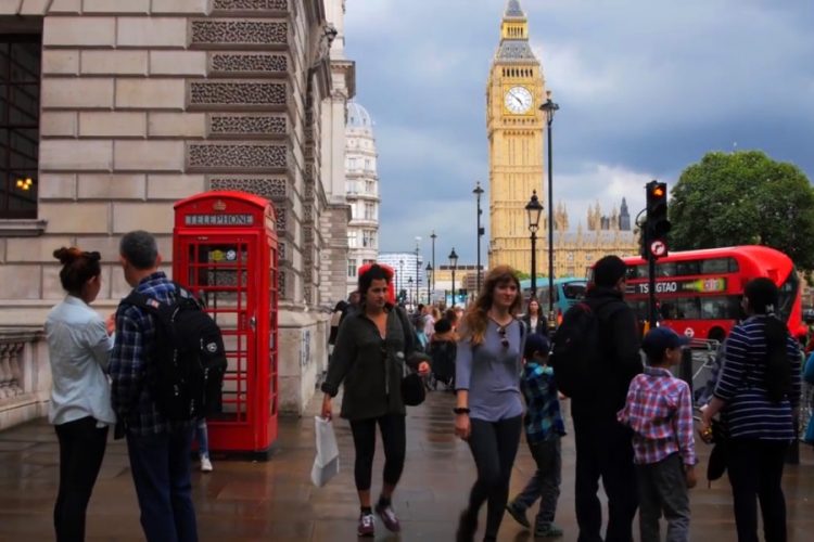 На выставке ледяных скульптур в Техасе установили копию Биг Бена