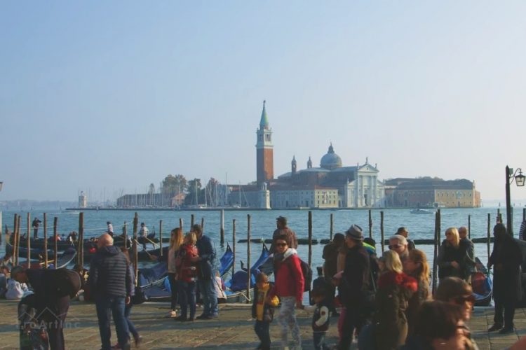 Венеция впервые рада видеть туристов