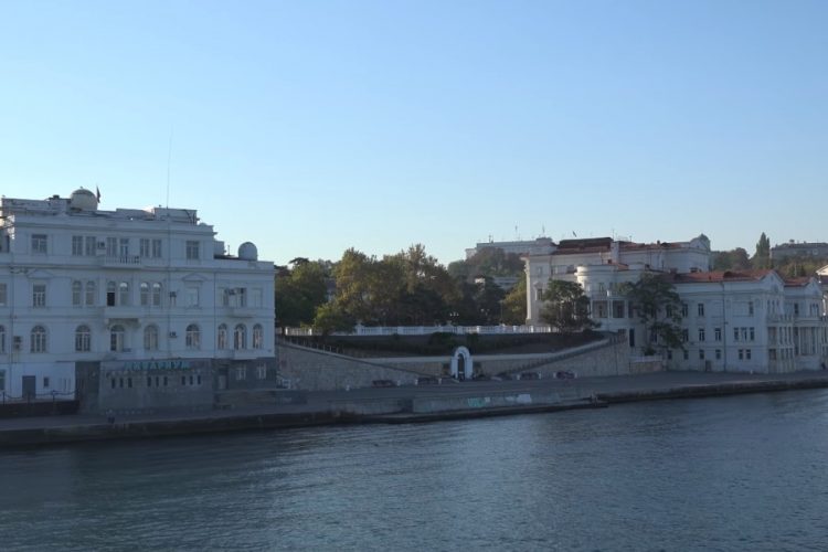 В Севастополь начнут возить туристов из Сирии