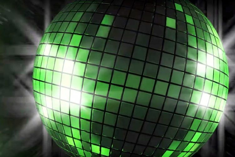 После расстрела туристов сайт Airbnb запрещает тусовки