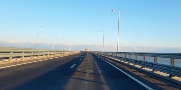 Стало известно, кто организует поезда в Крым