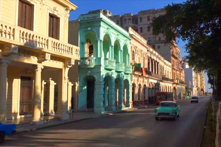 Куба переключилась на китайских туристов