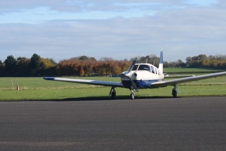Самолет потерпел крушение в Кингстоне - погибли люди