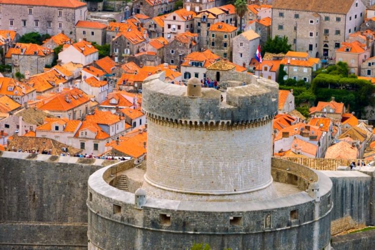 Маршрут по европейским городам прославит славянских женщин