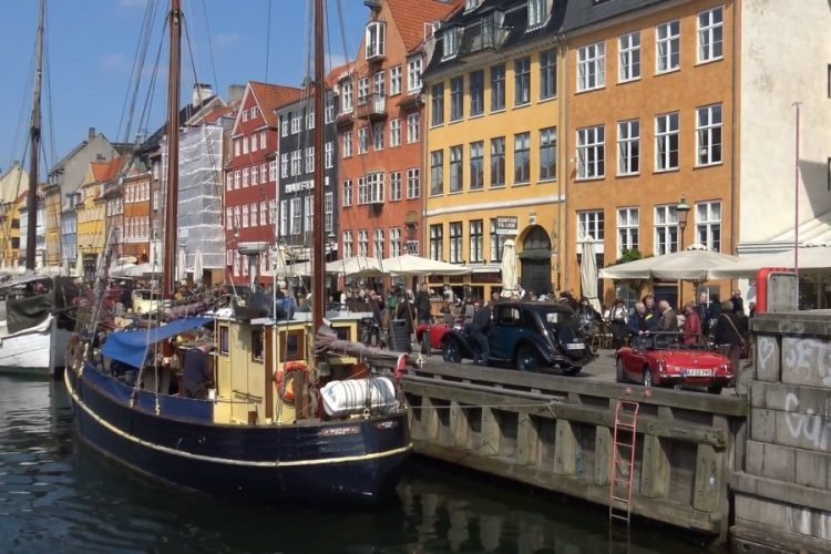 Дания восстановит погранконтроль со Швецией из-за преступлений