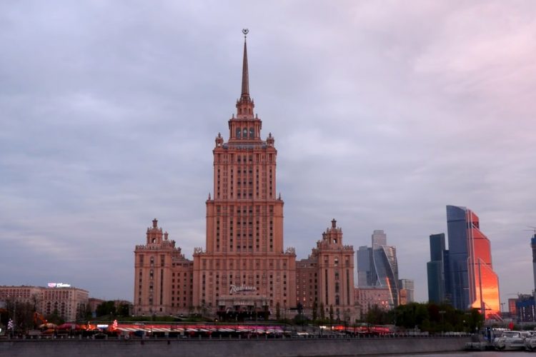 Великобритания проявила интерес к увеличению поездок в Россию