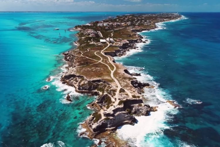 В мексиканском Канкуне откроют крупнейший за 30 лет отель