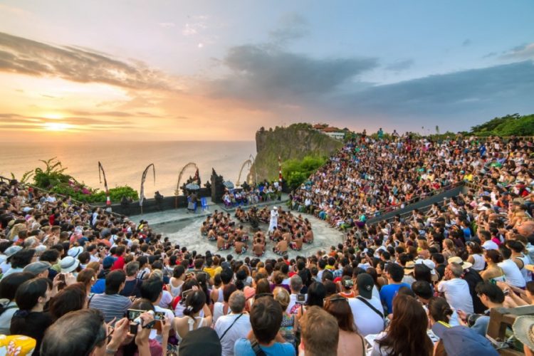 новость 03-12-2019 Иностранный туристический поток в Индонезию вырос на 2,85%