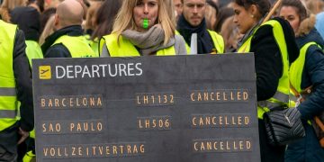 новость 31-12-2019 В понедельник Lufthansa Germanwings отменила около 180 рейсов