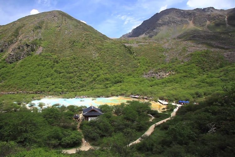 новость 04-12-2019 Китайский национальный парк Цзючжайгоу вновь открылся