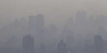новость 23-12-2019 Город Тегеран третий день подряд окутан густым ядовитым смогом