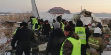 Под Алматы потерпел крушение пассажирский самолет - 15 погибших