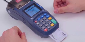 Туристы, которые используют банковские карты, находятся под угрозой