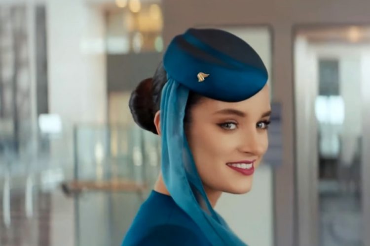 Oman Air объявил о партнерстве с Booking.com