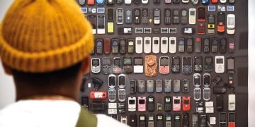 Выставка личных вещей мигрантов в США