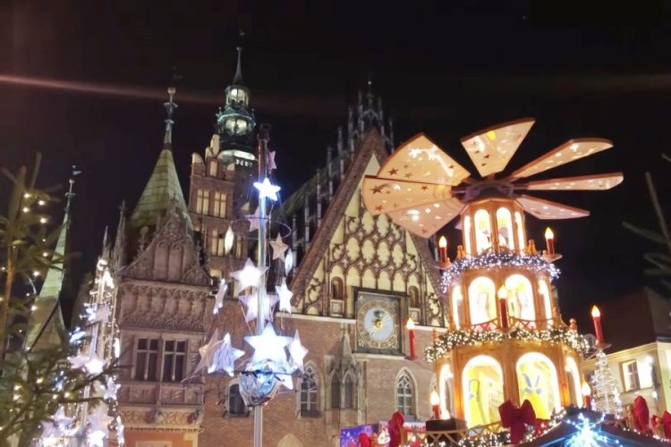 В Словении в этом году открыли уникальную рождественскую ярмарку