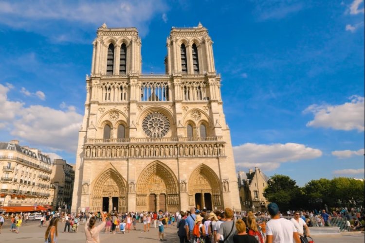 Массовая забастовка во Франции затронет планы туристов