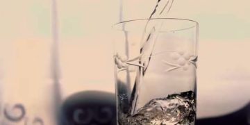 В отеле Дубая открыли завод по производству воды