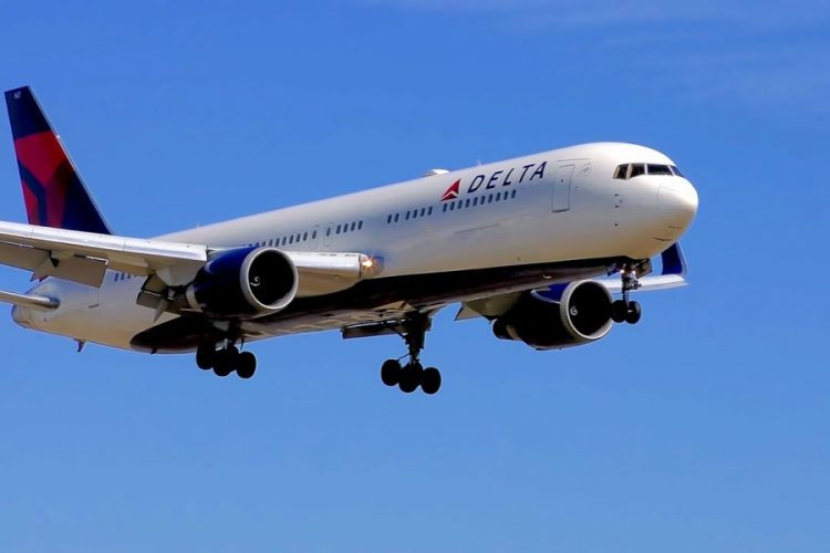 Delta Airlines объясняет, почему до сих пор нет бесплатного Wi-Fi в самолетах