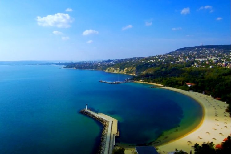 Авиакомпания Икар заполнит Болгарию чартерами из России