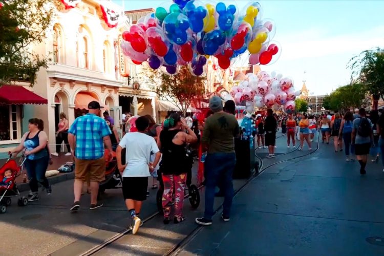 Мошенники продают билеты в "русский Диснейленд"