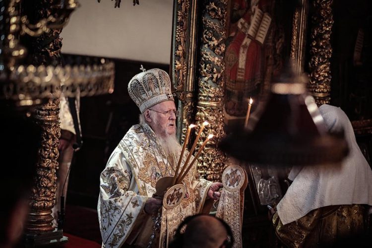 Рождество отметили в разных провинциях Турции