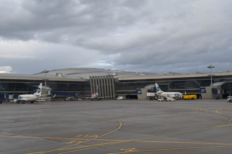 Чиновники вводят ограничение на рейсы из России в Китай