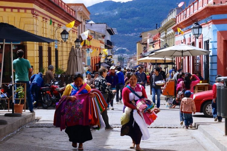 новость 23-01-2020 Более 12 миллионов туристов из США и Канады посетили Мексику