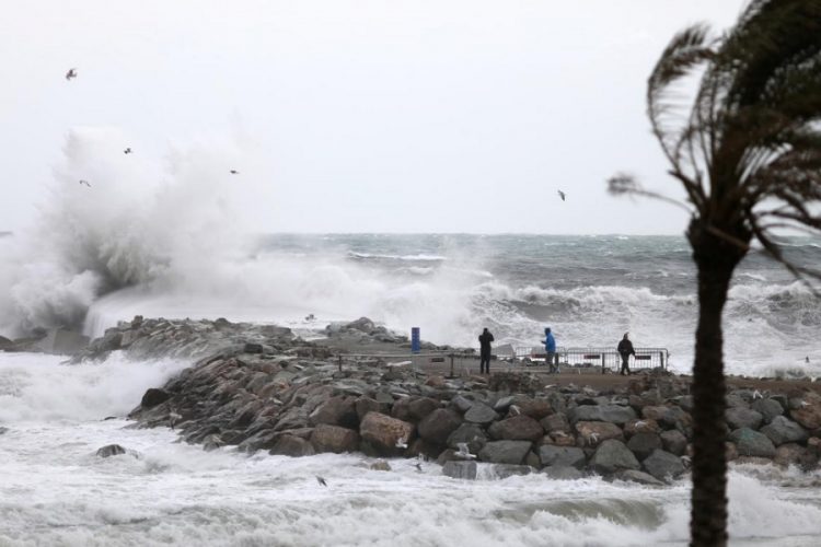 новость 23-01-2020 Погодные условия в Испании ухудшаются до критических