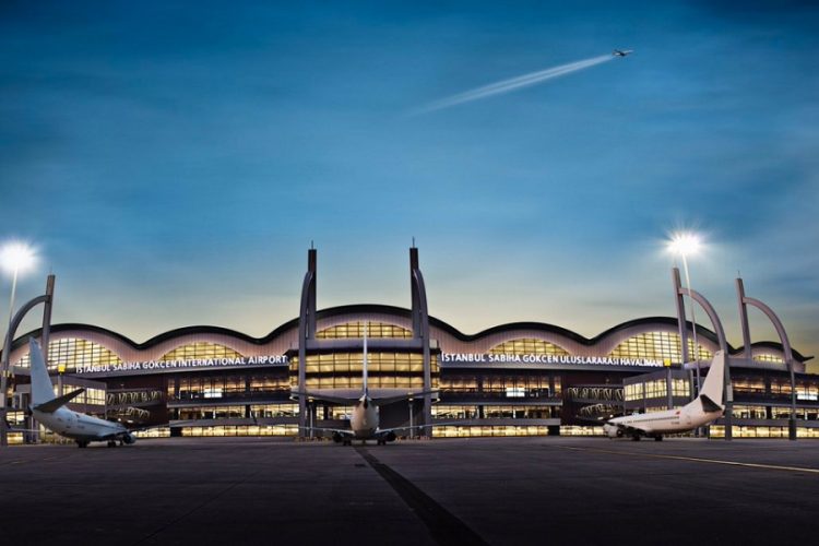 новость 24-01-2020 Аэропорт Сабиха Гекчен установил спальные капсулы