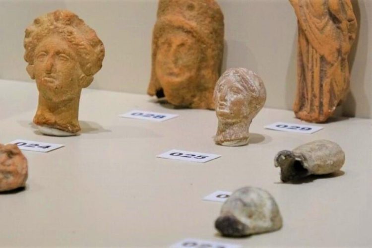 Турецкий стоматолог собрал одну из самых богатых коллекций римской эпохи