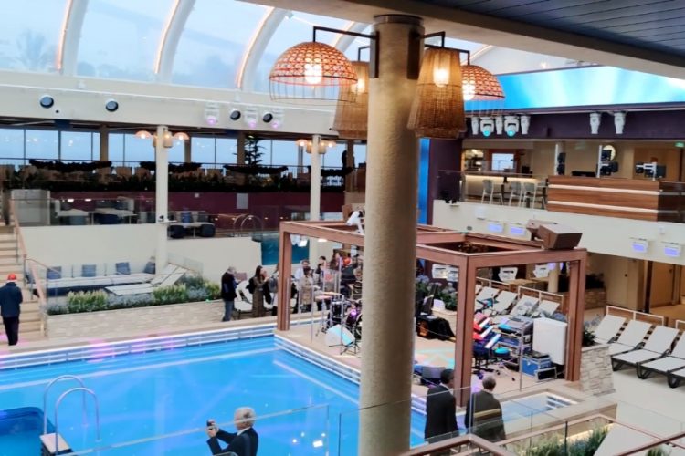 Круизы из китайских портов отменили