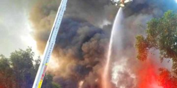 Пожар вспыхнул возле аэропорта Сиднея