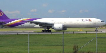 Thai Airways не пустили пассажиров в бизнес-класс из-за веса