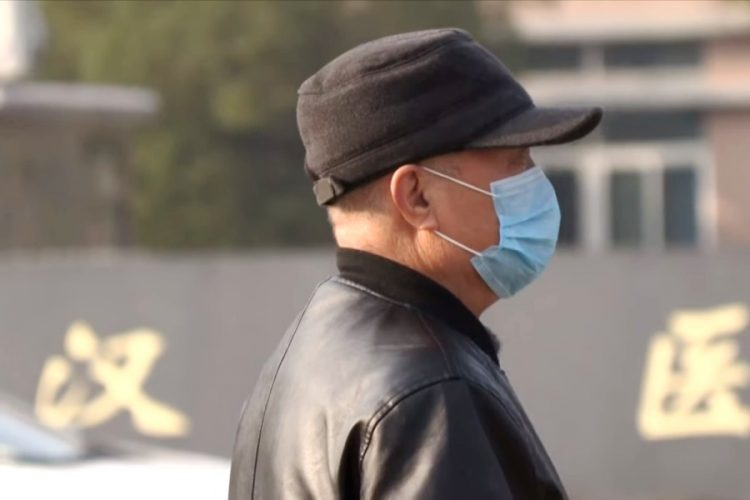 Туристы начали отказываться от туров в Китай