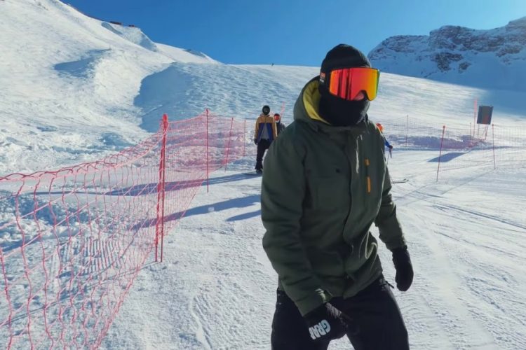 На курорте Красная Поляна наконец выпал снег