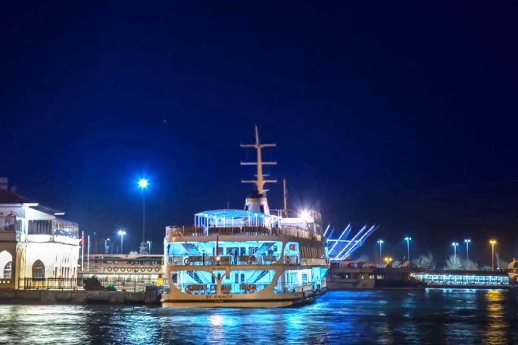 10 китайцев закрыли на карантин в Турции